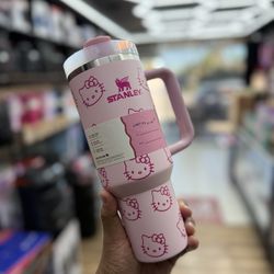 On Sale Brand New Stanlet Cups New 40oz