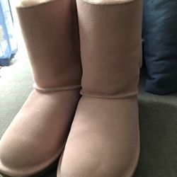Pink UGGS Girl Size 1