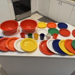🌈 Colorful Plastic Dish Set / Picnic & Party Set