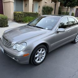 2004 Mercedes-Benz C-Class