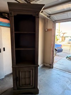 Bookshelf