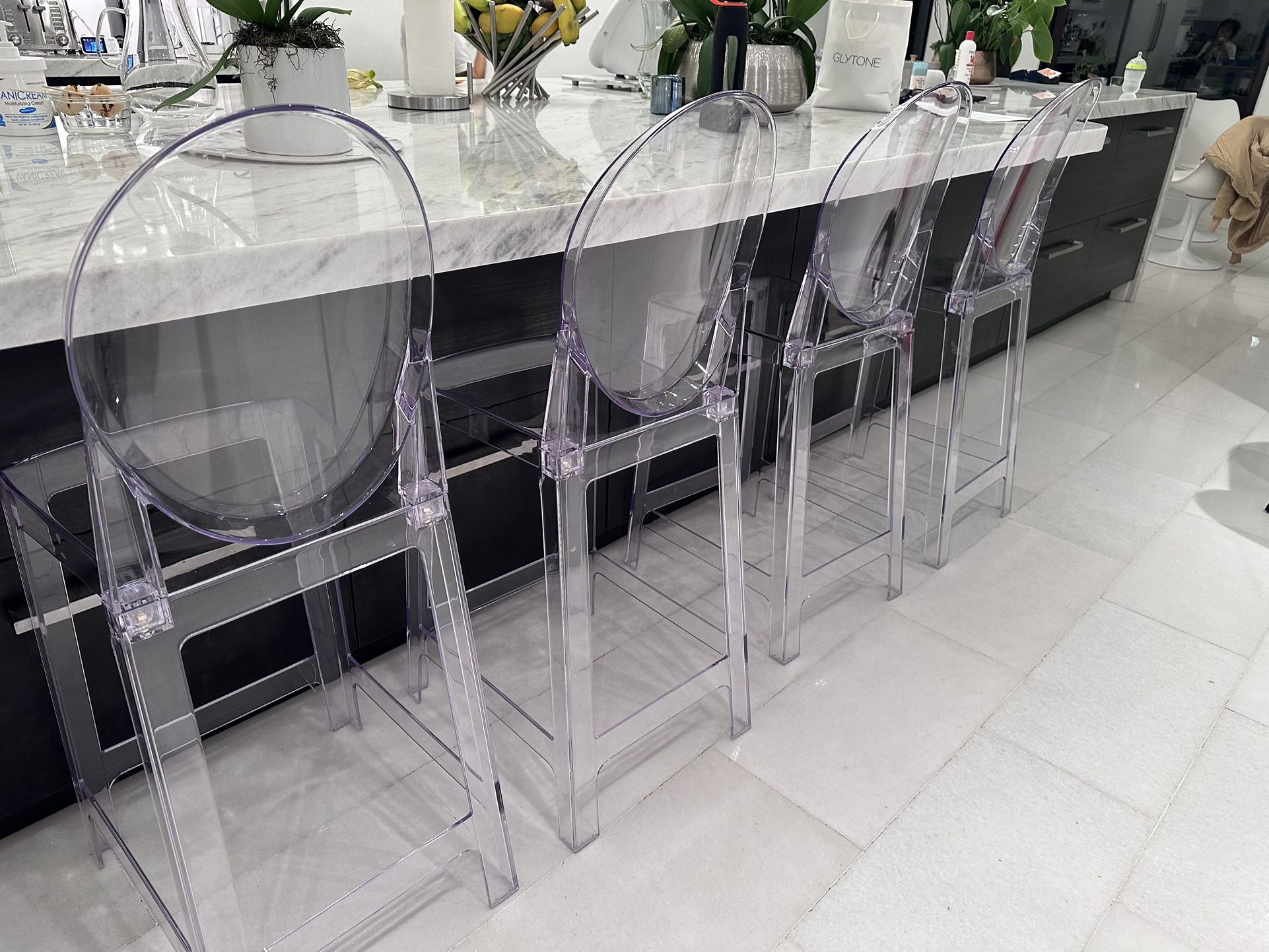 SET OF 4 BRAND NEW OUT OF BOX CLEAR GHOST  ACRYLIC COUNTER STOOLS CHAIRS