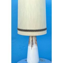 Mid century 'rocket' table lamp with vintage shade