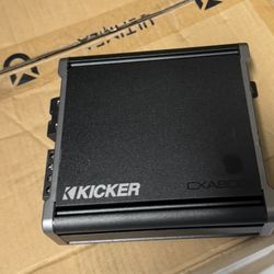 Kicker Subwoofer Box + Kicker CXA800.1 Amp
