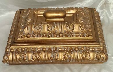Vintage Gold Gilt Ornate Decorative Jewelry Trinket Keepsake Box 15"