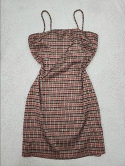 ✅️ Brown Pullover Plaid Mini Dress• Size M- Fitted• Great Condition• $12firm