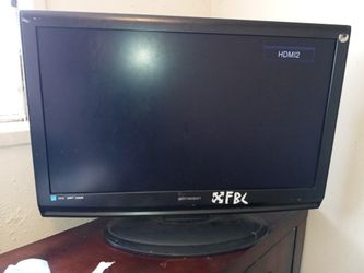 Older 32in Flat screen Tv