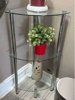 Three tier glass shelf