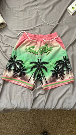 “Good Vibes” shorts