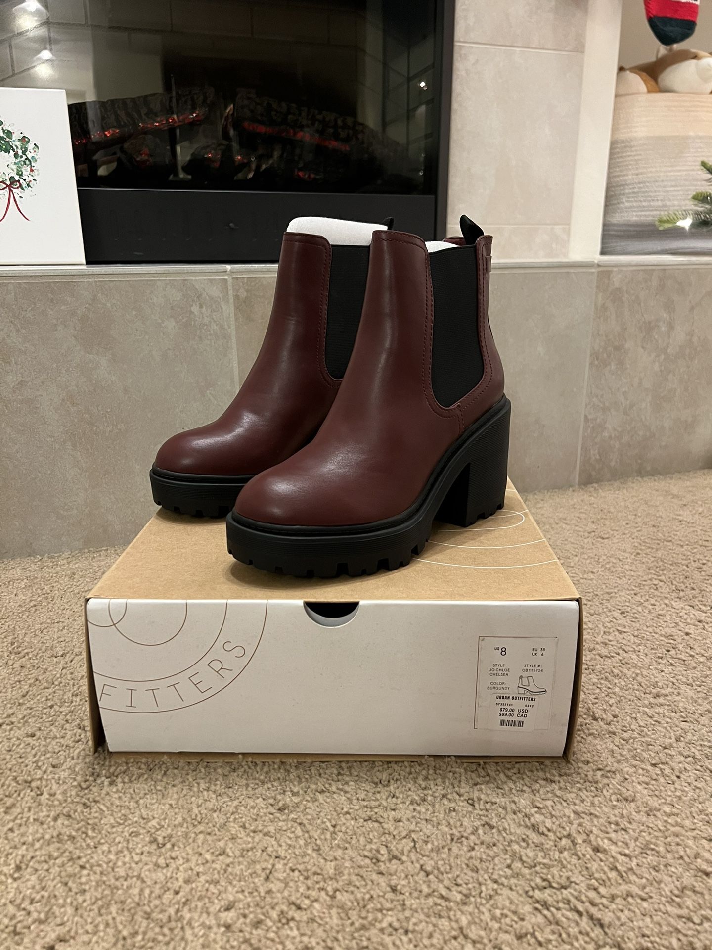 Urban Outfitters Chelsea Boots