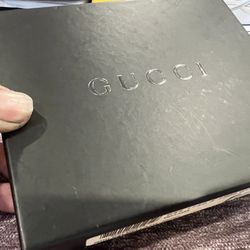 Gucci leather wallet 