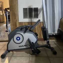 Marcy Rowing Machine $125