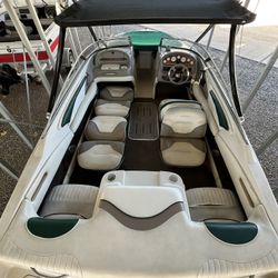 1999 Monterey Montura 