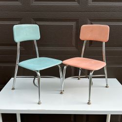Vintage Children's School Chair (HEY WOODITE)