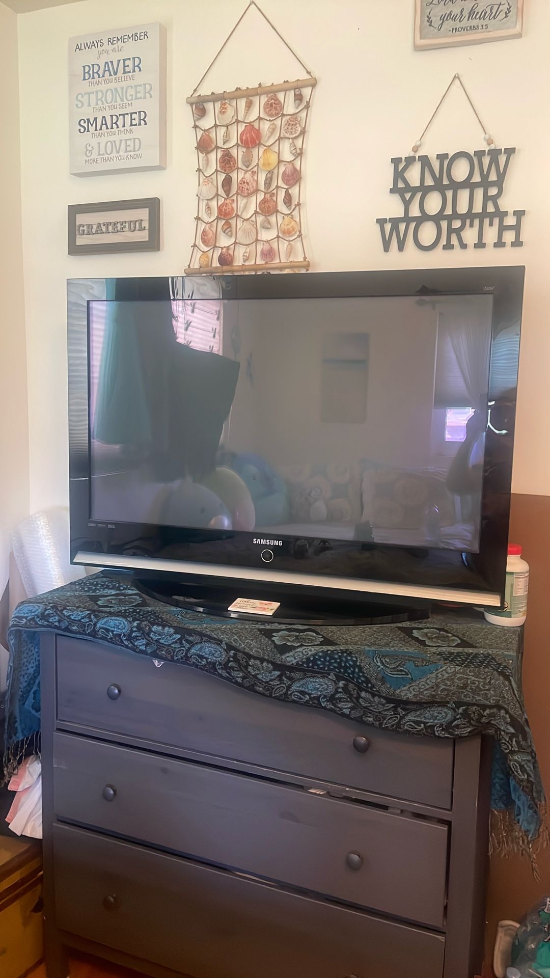 Samsung 41 1/2 Inch Tv