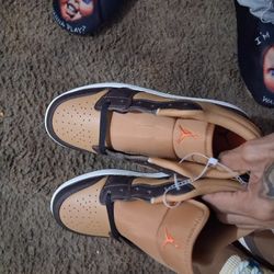 Jordan 1s Brand new. Retro. Size6y