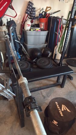 Weight lifting bench