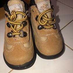 CJ Toddler Booties. Tan. Size 5C