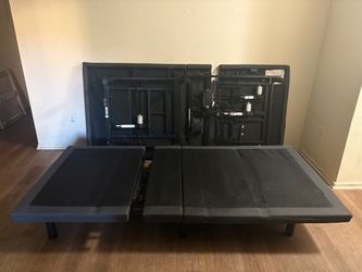 Like New Twin XL / Split King Adjustable Bed Bases (with Massage & Lights!)