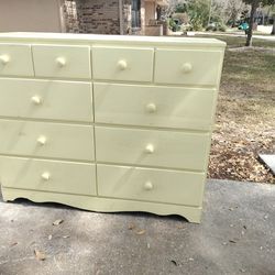 🔥Vintage 10-Drawer Dresser ✨ Solid, Sturdy & Full of Charm! 🔥