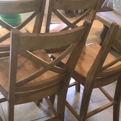 4  Dinning Chairs 