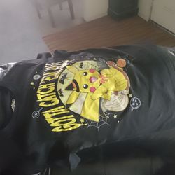 PICAHA TEE  LG( 10-12) (HALLOWEEN STYLE).    PICK ⛏️ UP ONLY