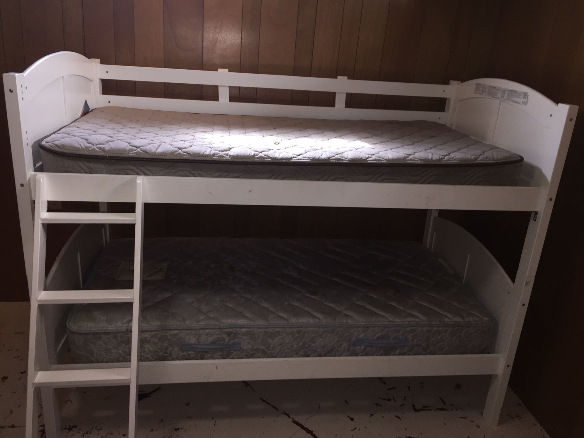 Bunk bed or 2 twin beds