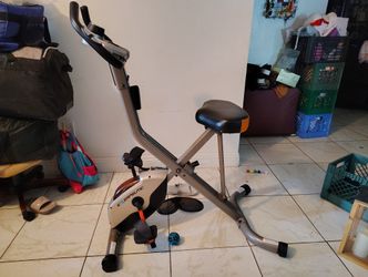 COMO NUEVA $100