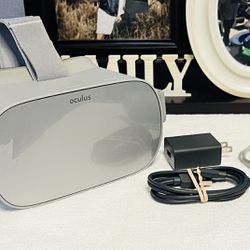 Meta - Oculus GO Standalone VR headset 32GB