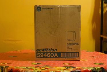 Georgia-Pacific enMotion 10” Automated Touchless Paper Towel Dispenser – White