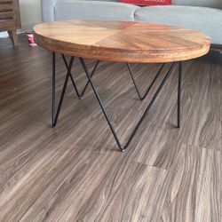 Coffee Table And Matching Side Table