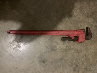 Pipe wrench