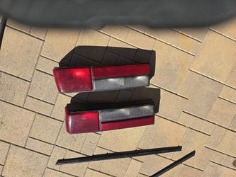 Rear Tail Lights For 87-93 Mustang 