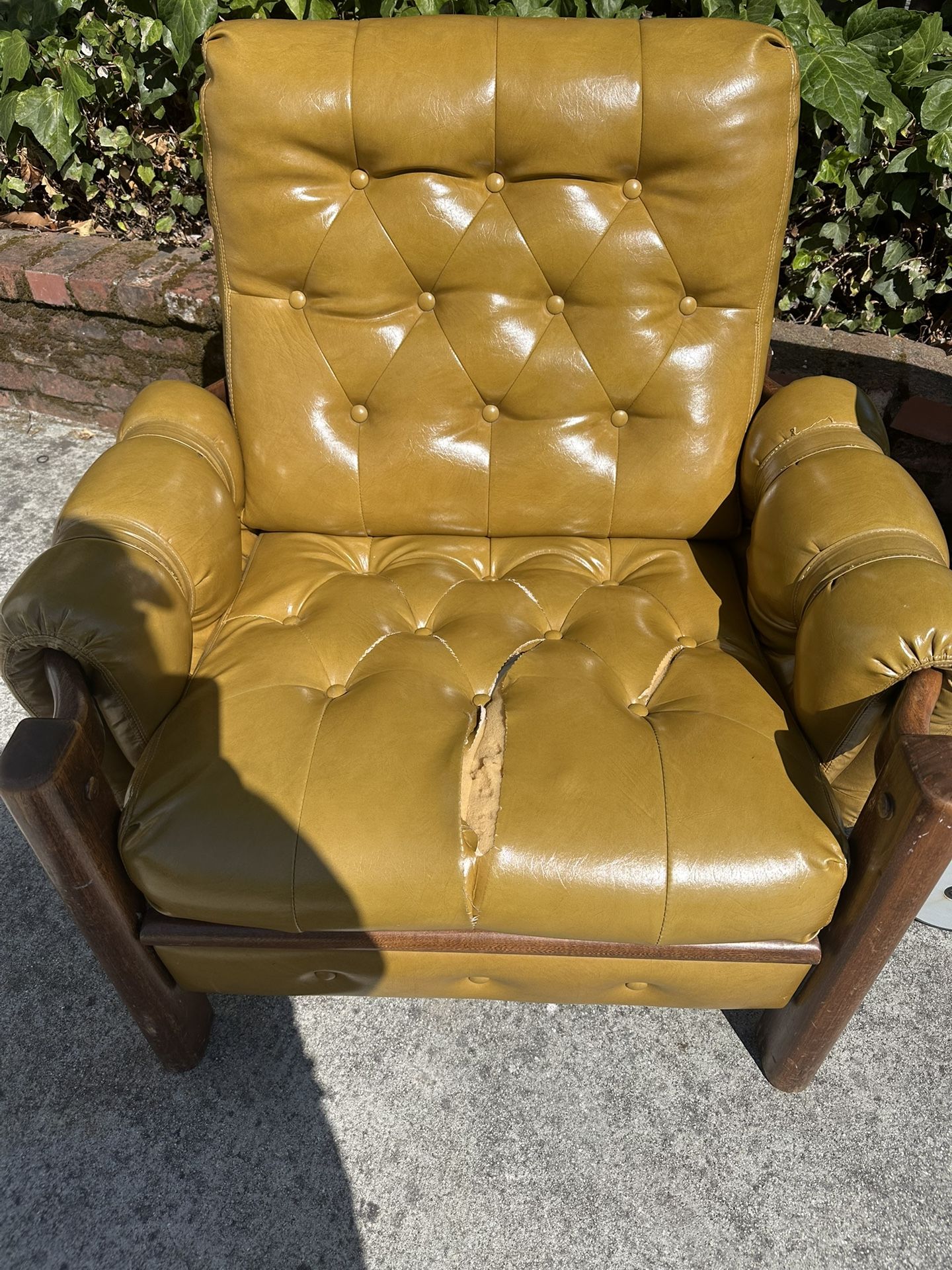Free Mid Century Chair