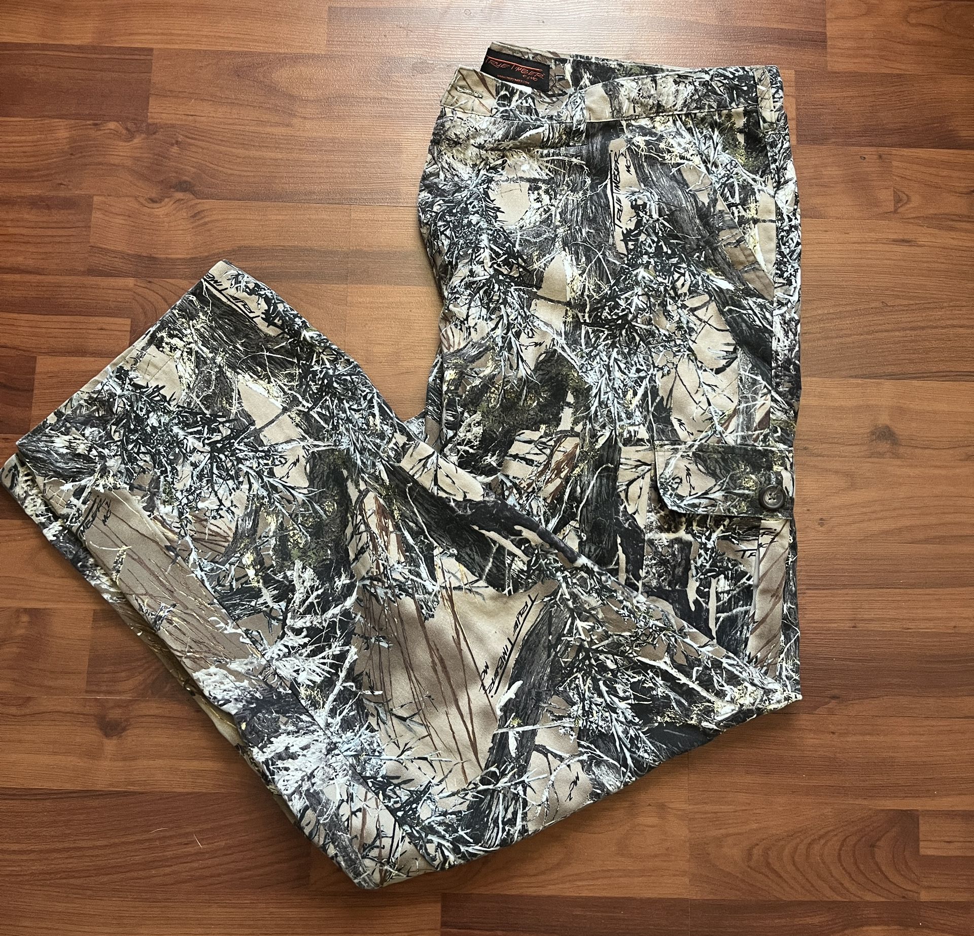 Men’s Camo Cargo Pants