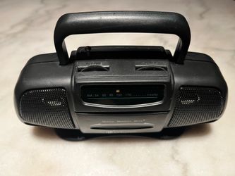 LIFELONG Radio boom box 7 1/2” works perfectly