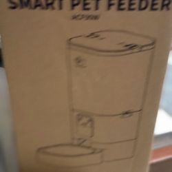 Automatic Pet Feeder