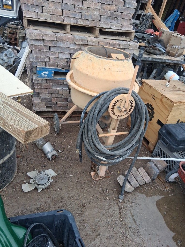 Concrete Mixer