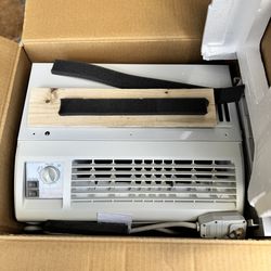 Room air conditioner qty 2