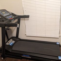 Former Pro Runner Selling Treadmill (originally $845)