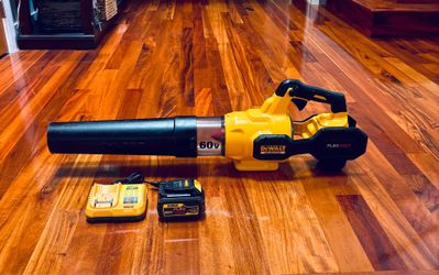DeWALT -DCBL772X1 | 600 CFM - 125 MPH |60-Volt FlexVolt  Blower + 6AH FlexVolt Battery  | Excellent Condition !