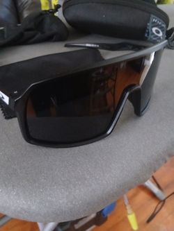 Oakley sunglasses official brand new