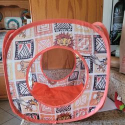 Lion King  Pop Up  Collapsible Cat Cube