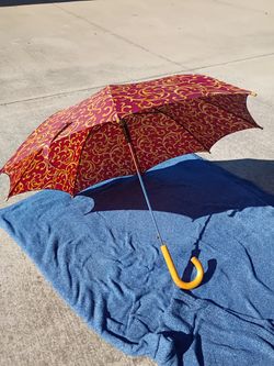 Umbrella 10 dollars