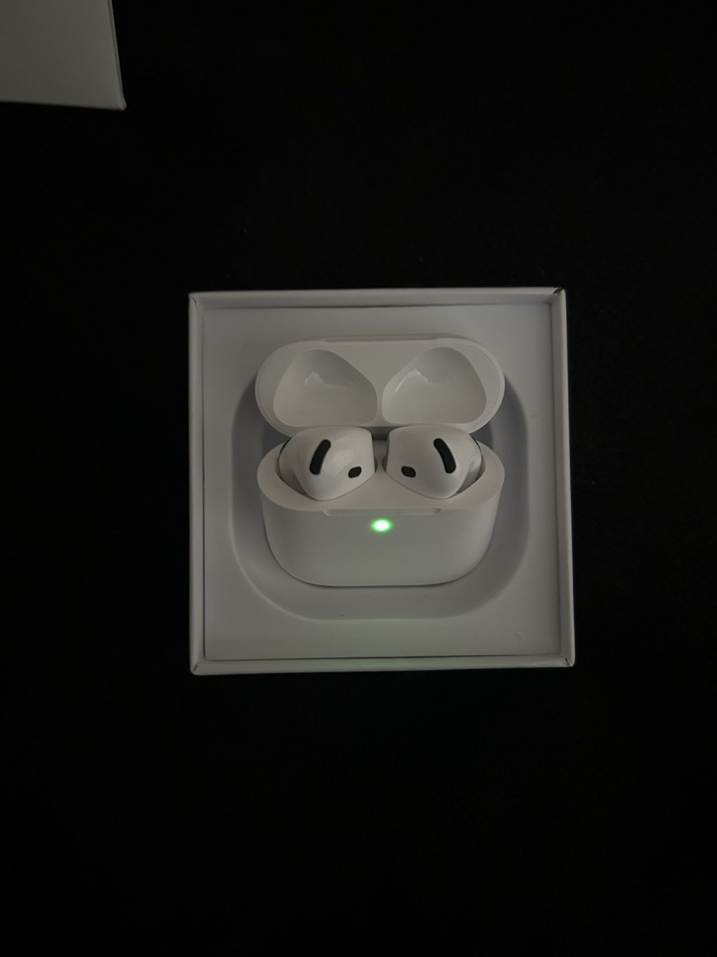 Headphones 4s