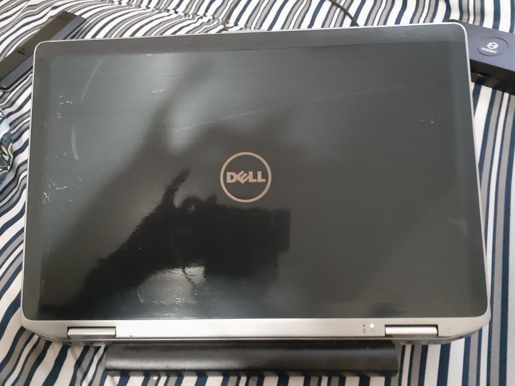 Dell E6420 latitude Pro.