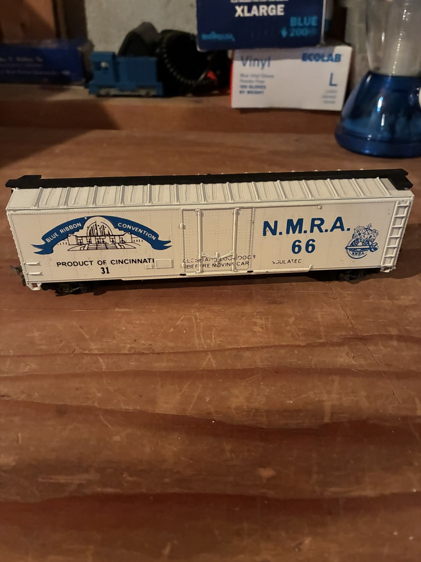HO NMRA BOX CAR