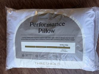 Threshold Performance Pillow Standard/Queen Extra Firm