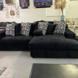 Big Comfortable Sectional ‼️take It Home With $39 Easy Approval ‼️
