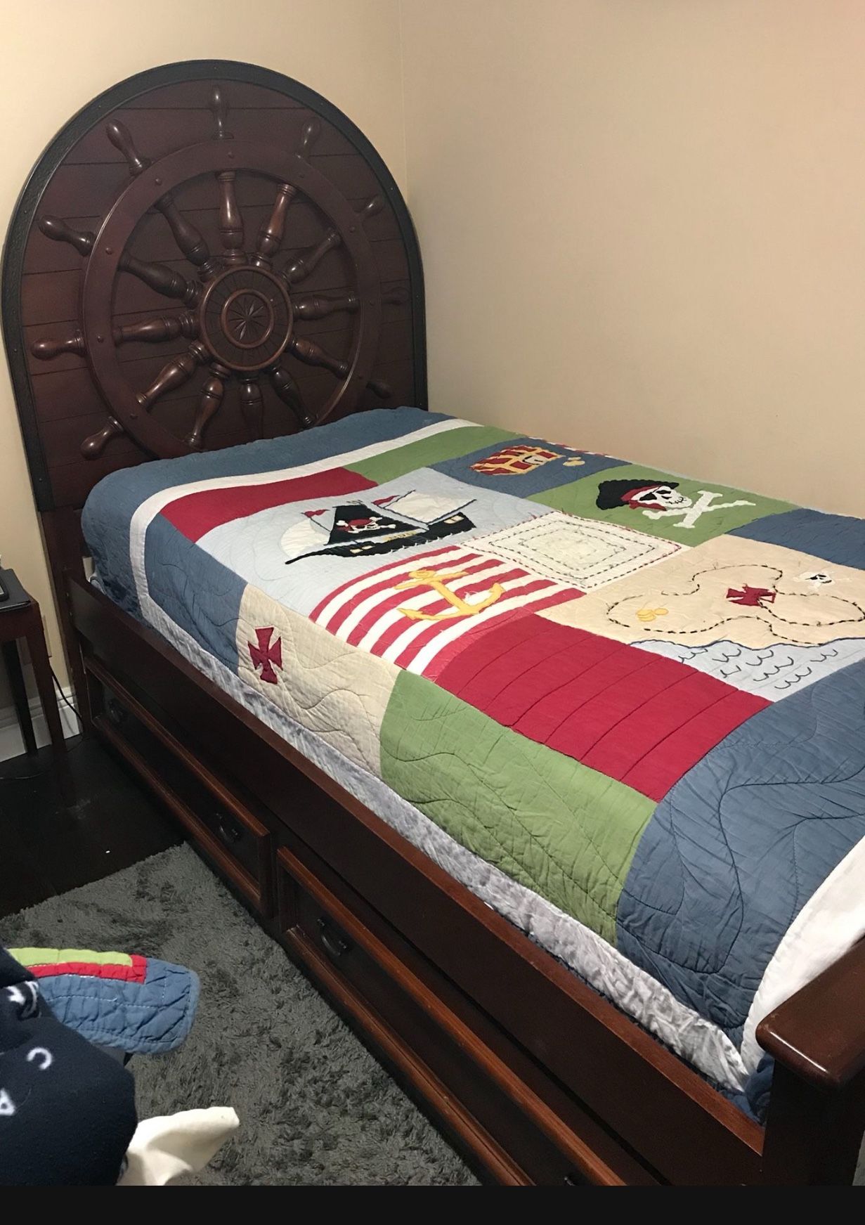 Boys Twin Trundle Pirates Bed